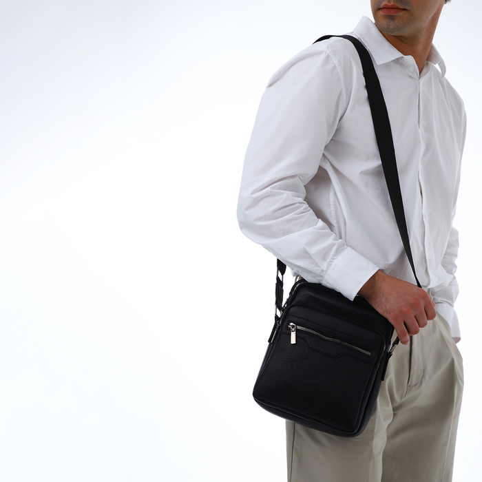 Сумка мужская через плечо TEXTURA, 3 наружных кармана, цвет чёрный Сумка мужская через плечо TEXTURA, 3 наружных кармана, цвет чёрный