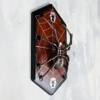 Панно на стену &laquo;Макет оружия: сувенирный паук на планшете&raquo;, декор настенный