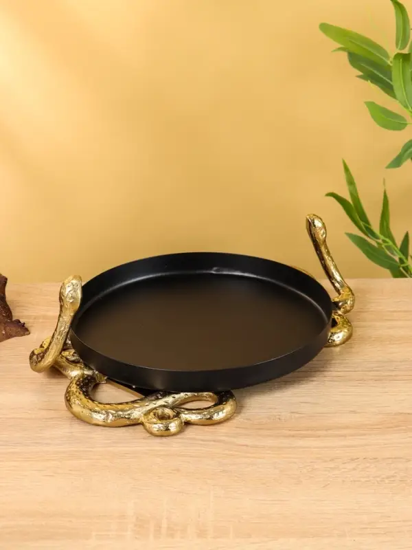 Поднос с бортиками «Золотая змейка», 33×24×10 см, алюминий, сталь Поднос с бортиками «Золотая змейка», 33×24×10 см, алюминий, сталь