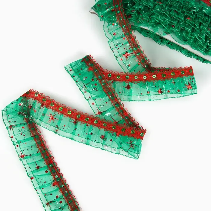 Тесьма зелено красная 4 см намотка 10 метров Тесьма зелено красная 4 см намотка 10 метров