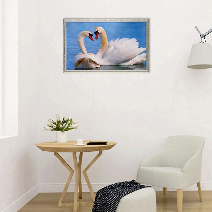Картина  Картина "Лебеди" 67х107 см рамка МИКС