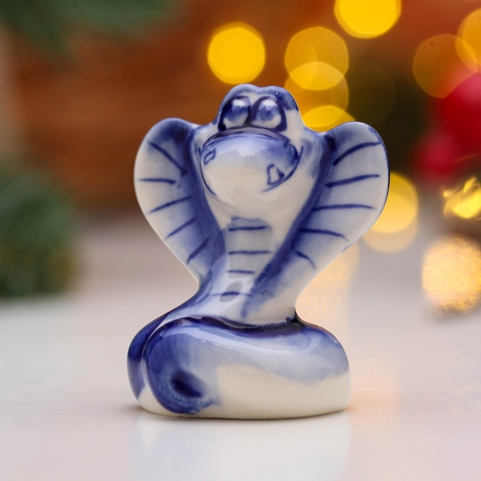 Сувенир Сувенир "Гоша средний" 6х4,5 см, гжель