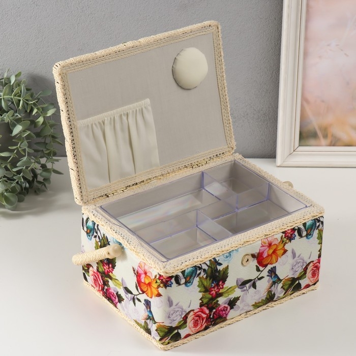 Шкатулка для рукоделия Шкатулка для рукоделия "Птицы в розовом саду" 19х26х14,5 см