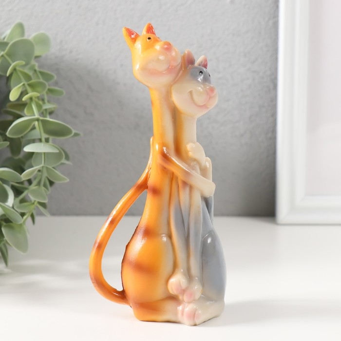 Сувенир полистоун обнимашки Сувенир полистоун обнимашки "Кот и кошка - полосатики" 16х7,8х5 см