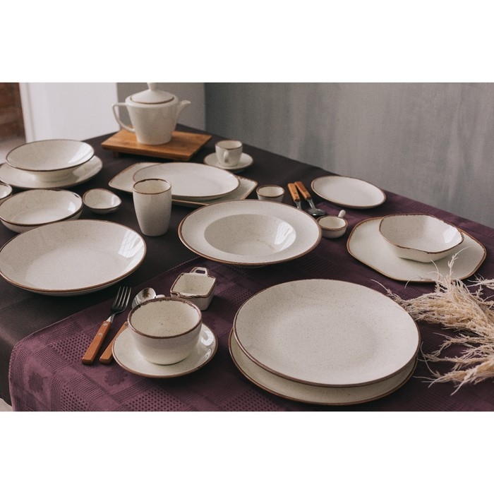 Салатник фарфоровый 700 мл, d=16 см, цвет бежевый Салатник фарфоровый 700 мл, d=16 см, цвет бежевый