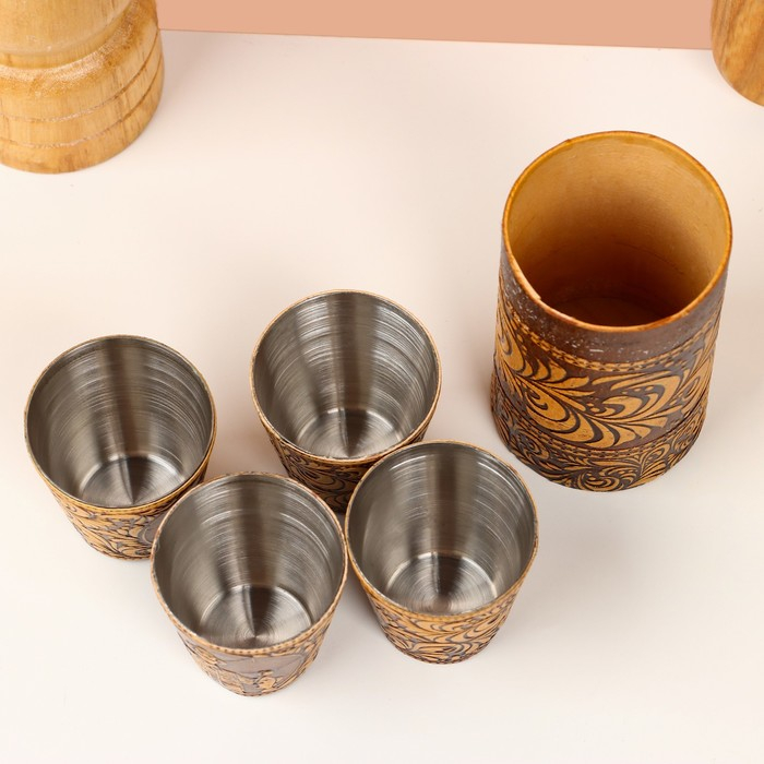 Набор стопок «Рыбак», 4 шт, в футляре, 4,5×4,5×9 см, береста Набор стопок «Рыбак», 4 шт, в футляре, 4,5×4,5×9 см, береста