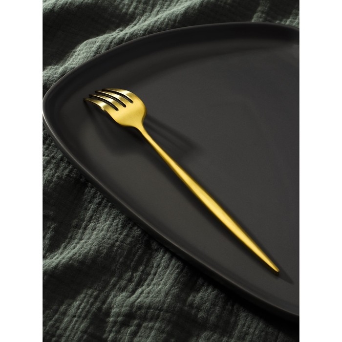 Вилка столовая из нержавеющей стали Magistro «Оску базис», h=20,5 см, цвет золотой Вилка столовая из нержавеющей стали Magistro «Оску базис», h=20,5 см, цвет золотой