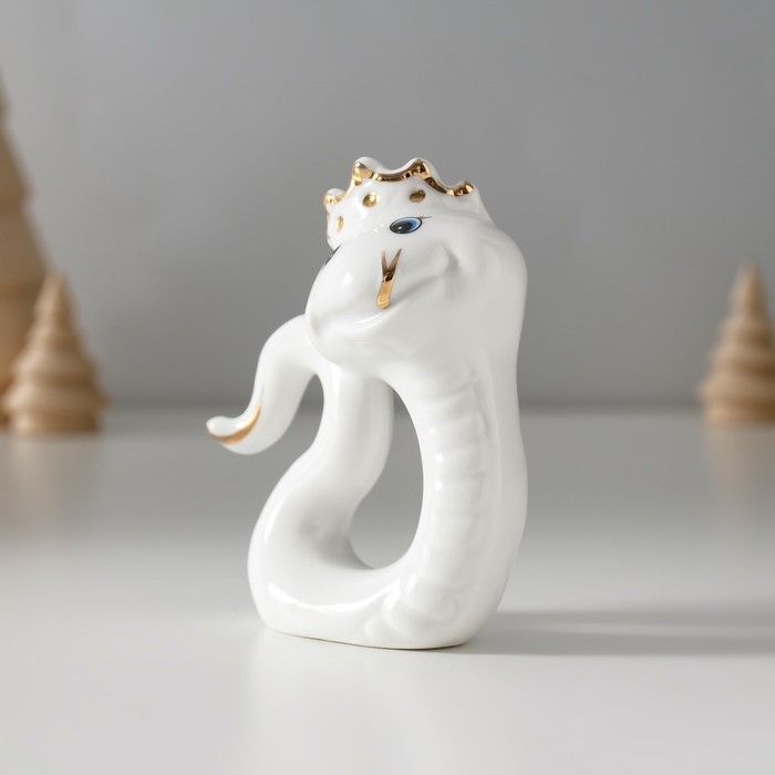 Сувенир керамика Сувенир керамика "Белая змейка в короне" с золотом 2,2х7х8,5 см