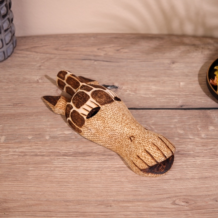 Маска Маска "Жираф" дерево 27 см