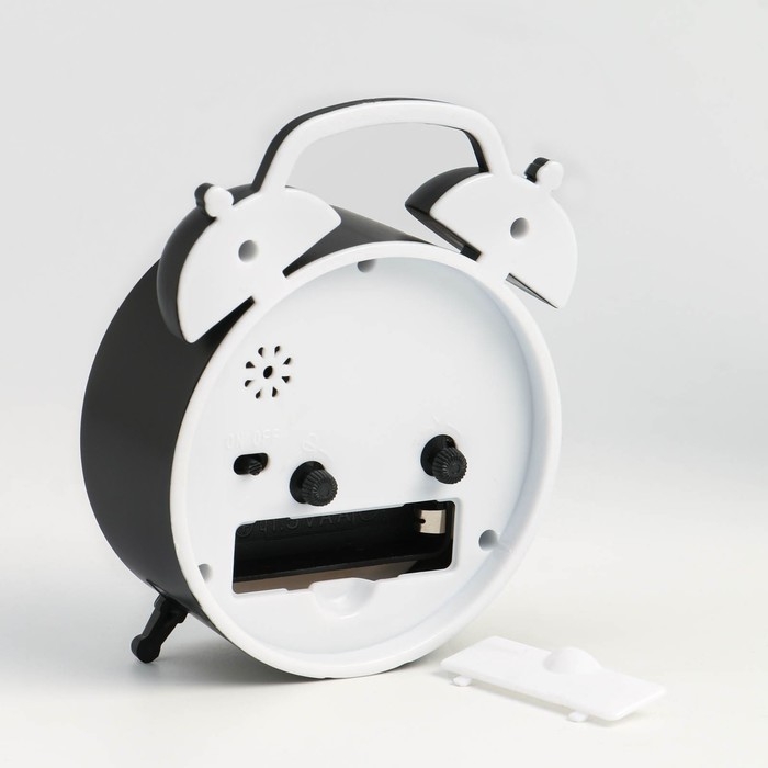 Часы - будильник настольные Часы - будильник настольные "Париж", дискретный ход, 8 х 12.5 см, АА