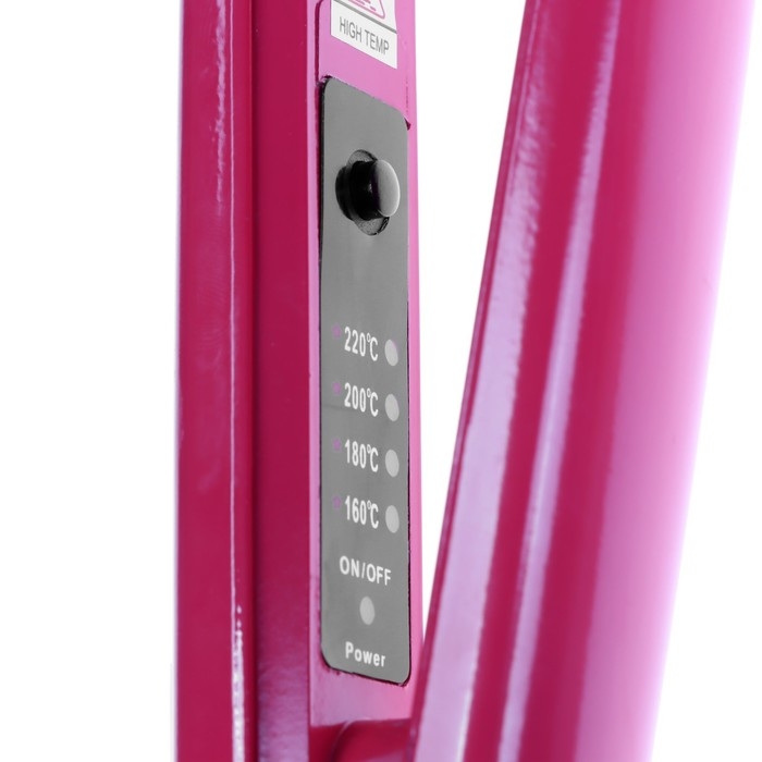 Щипцы-гофре Luazon LW-12, 35 Вт, керамическое покрытие, 40х110 мм, 220 °C, красные Щипцы-гофре Luazon LW-12, 35 Вт, керамическое покрытие, 40х110 мм, 220 °C, красные