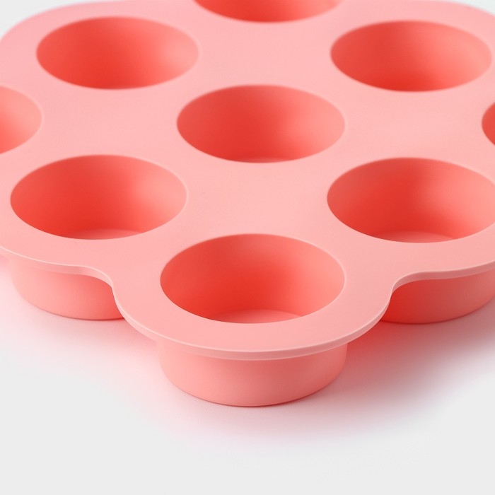 Форма для выпечки Доляна «Круг», 15,5×15,5×2 см, 9 ячеек (d=3,8 см), цвет розовый Форма для выпечки Доляна «Круг», 15,5×15,5×2 см, 9 ячеек (d=3,8 см), цвет розовый