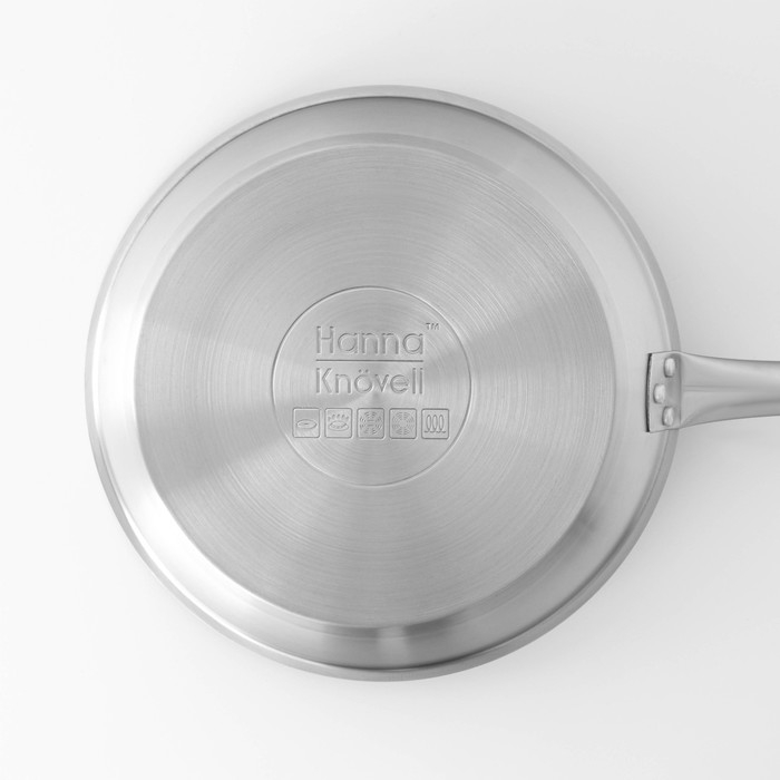 Сковорода из нержавеющей стали Hanna Knövell, d=28 см, h=5,5 см, толщина стенки 0,6 мм, длина ручки 25 см, индукция Сковорода из нержавеющей стали Hanna Knövell, d=28 см, h=5,5 см, толщина стенки 0,6 мм, длина ручки 25 см, индукция