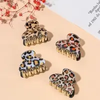 Крабик для волос &laquo;Шёлк&raquo;, лео, 4&times;2.5 см, МИКС