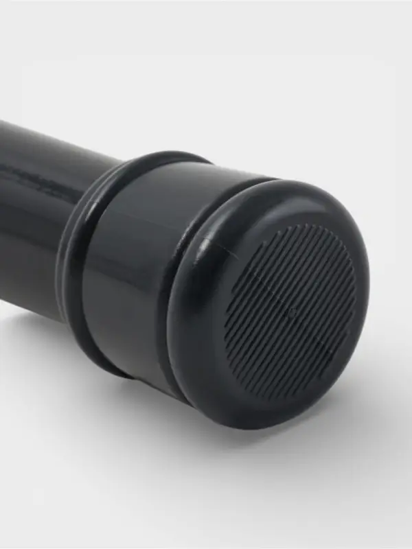 Карниз для ванной комнаты "Классик" 110-200 см, цвет черный