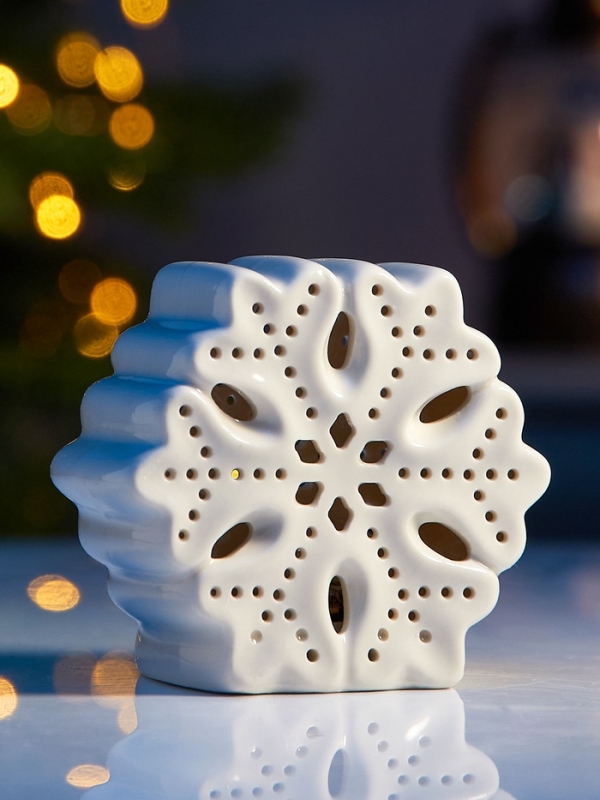 Светодиодная фигура Светодиодная фигура "Снежинка" 9х4.4х8.8, 1 LED, LR44x3(в компл.), Т/БЕЛЫЙ