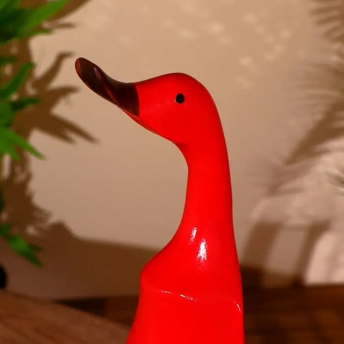 Сувенир "Утка красная" дерево 45 см