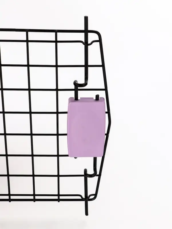 Переноска для животных пластиковая 44 х 31 х 27 см, белая/лавандовая Переноска для животных пластиковая 44 х 31 х 27 см, белая/лавандовая