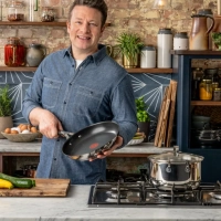 Кастрюля со стеклянной крышкой JO Kitchen Essentials 24 см