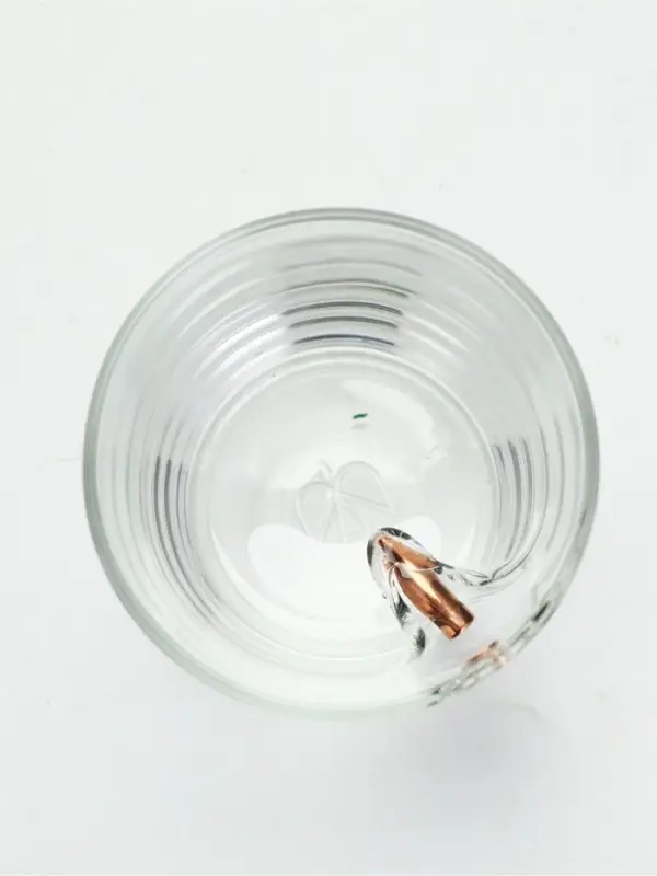 Стакан для виски "Непробиваемый" с пулей, в коробке с местом под бутылку, 250 мл