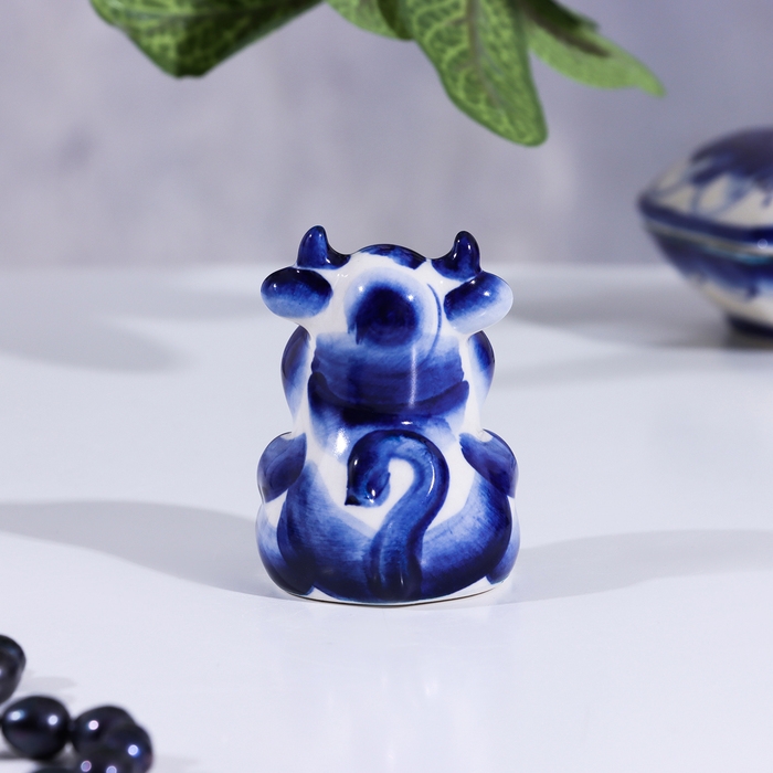 Сувенир Бык сидячий, гжель Сувенир Бык сидячий, гжель