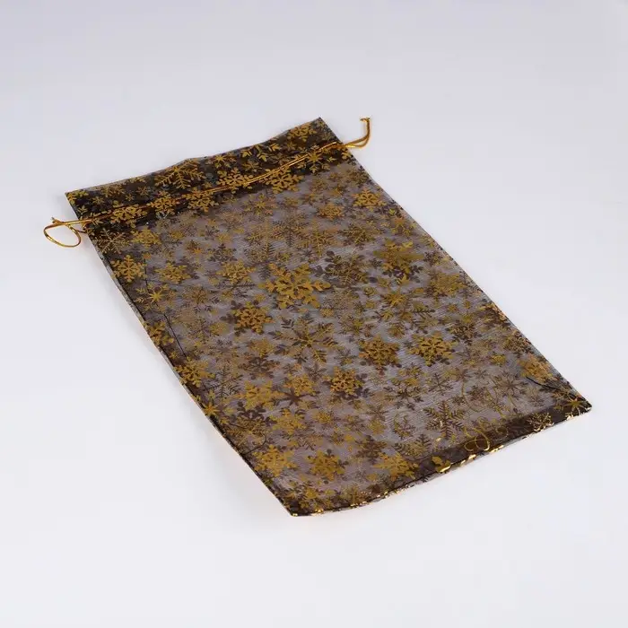 Мешочек подарочный органза «Новогодние снежинки», 20 х 30 см +/- 1.5 см Мешочек подарочный органза «Новогодние снежинки», 20 х 30 см +/- 1.5 см