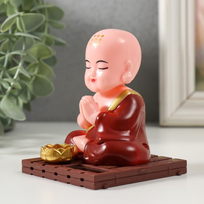 Маятник пластик от солнечной батареи Маятник пластик от солнечной батареи "Маленький будда молится" 7,3х7,3х8,8 см