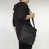 Сумка мужская Luris, 2 отдела на молнии, 4 наружных кармана, 25&times;17&times;30 см, чёрная