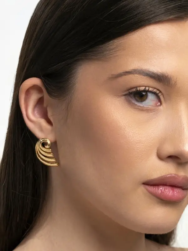 Серьги металл &laquo;Волна&raquo;, цвет золото