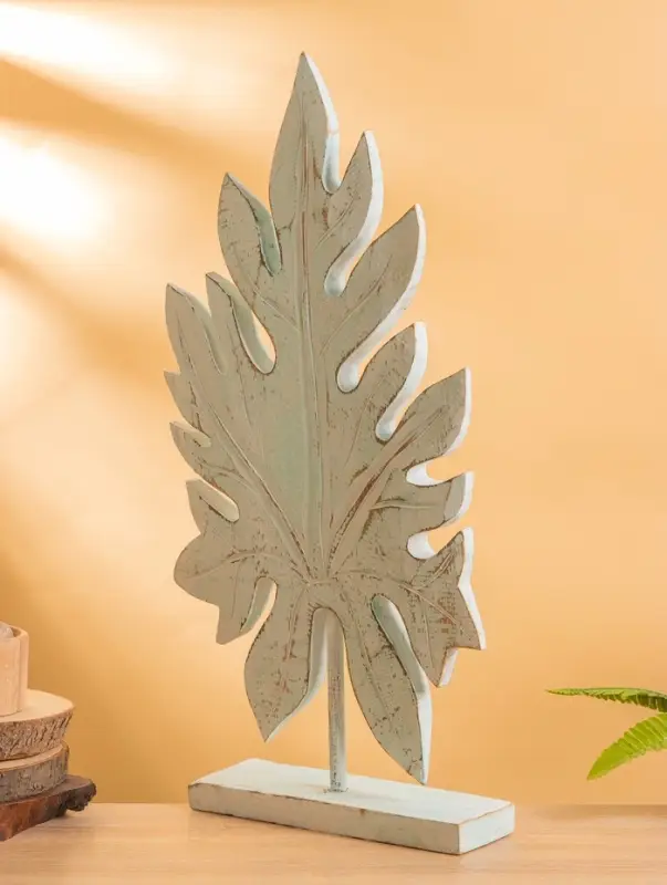 Сувенир на подставке «Лист», 29×8×57 см, дерево Сувенир на подставке «Лист», 29×8×57 см, дерево
