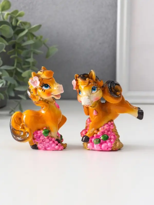 Сувенир полистоун Сувенир полистоун "Лошадка с цветочком в гриве" МИКС 7х3,5х9 см