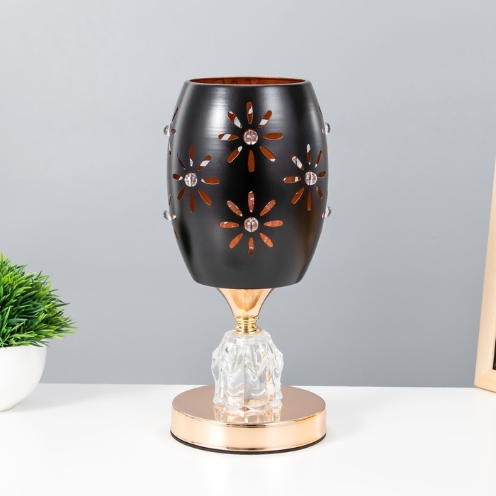 Настольная лампа Настольная лампа "Цветы" E27 40Вт черно-золотой 12х12х24 см RISALUX