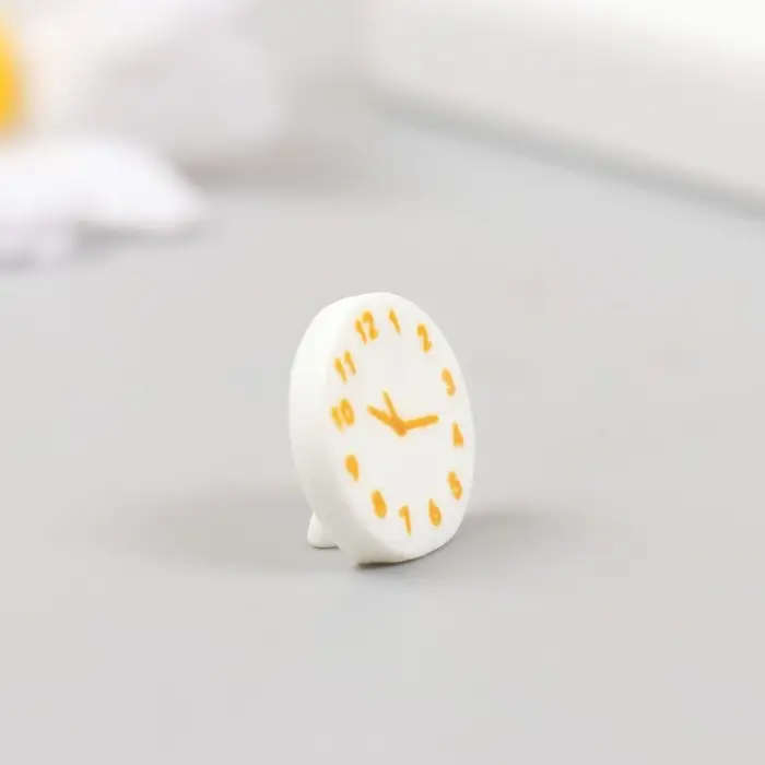 Декор для творчества полистоун "Настенные часы" 1,6х1,7 см