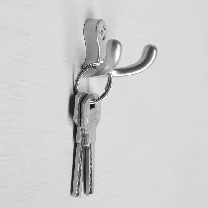 Крючок-вешалка ТУНДРА, №15, цвет хром, 1 шт. Крючок-вешалка ТУНДРА, №15, цвет хром, 1 шт.