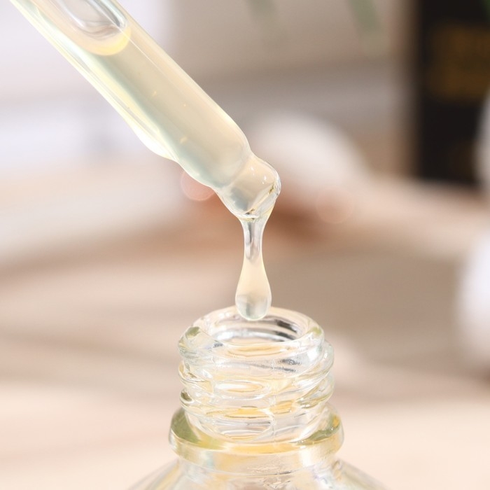 Косметическая сыворотка для лица с биозолотом и гиалуроновой кислотой, 100 мл Косметическая сыворотка для лица с биозолотом и гиалуроновой кислотой, 100 мл