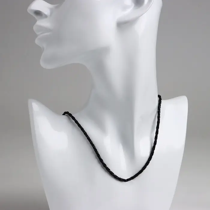 Шнурок кожаный d=3 мм, 45 см, чёрный, косичка Шнурок кожаный d=3 мм, 45 см, чёрный, косичка