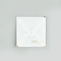 Открытка с конвертом &laquo;Подарок&raquo;, тиснение, 7&times;7 см