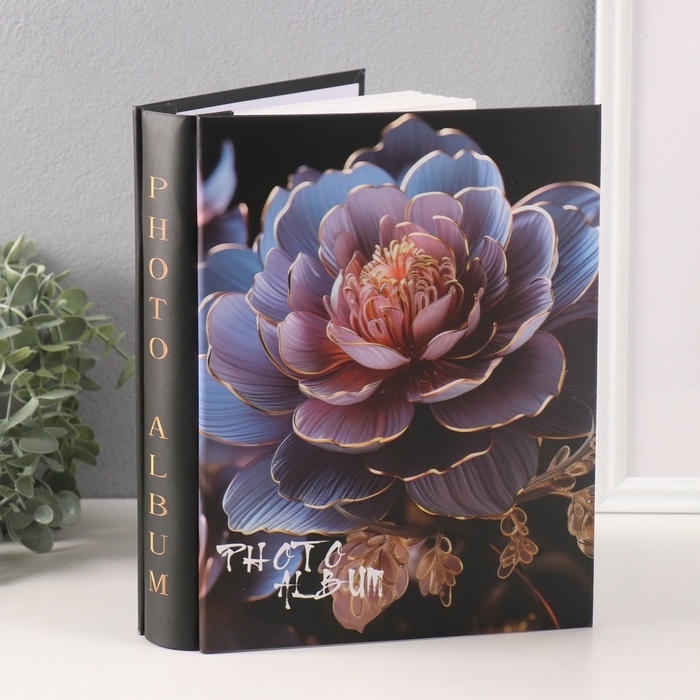 Фотоальбом на 200 фото 10х15 см Фотоальбом на 200 фото 10х15 см "Цветок в ночи" в коробке 5,5х20,5х26,5 см