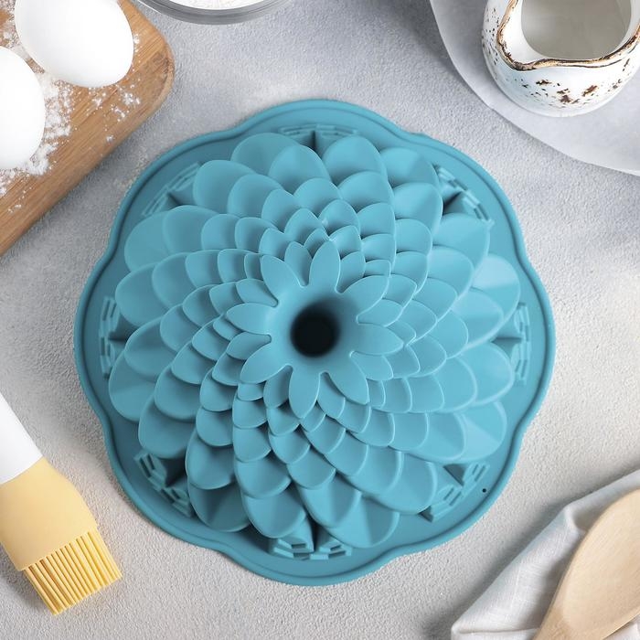 Форма для выпечки Доляна «Хризантема», силикон, 22×7,5 см, цвет МИКС