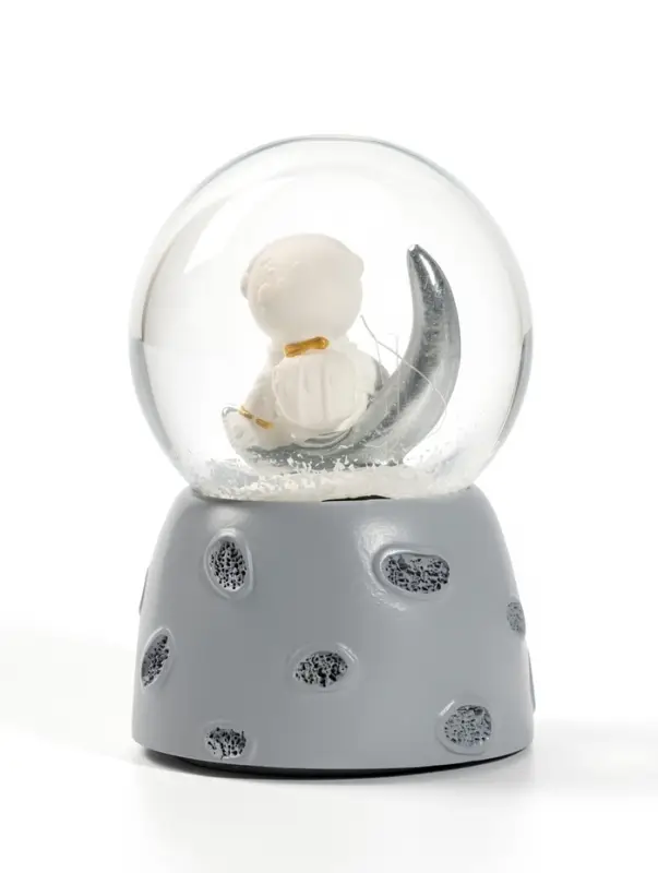 Снежный шар с подсветкой &laquo;Космонавт&raquo;, d=4.5 см, 3хLR41, 4.5&times;4.5&times;6.5 см, МИКС