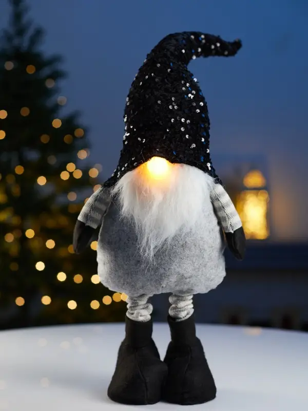 Фигура текстиль «Гном в черном» 50-70 см, телеск-е ножки, 1LED, LR1130х3 (в компл.),Т/БЕЛЫЙ