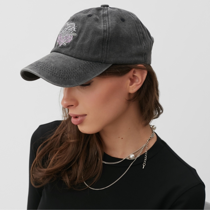 Кепка женская "Сердце" MINAKU, цв. чёрный, р-р 58