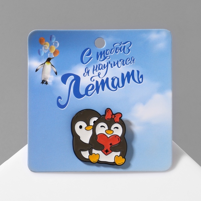 Значок Значок "Пингвинята" парочка, цветной в чёрном металле