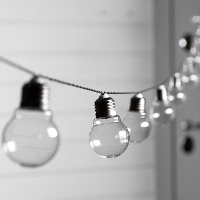 Гирлянда «Нить», 2.7 м, с насадками в виде ламп, IP44, 10 LED, 8 режимов, солнечная батарея, тёмная нить, свечение тёплое белое