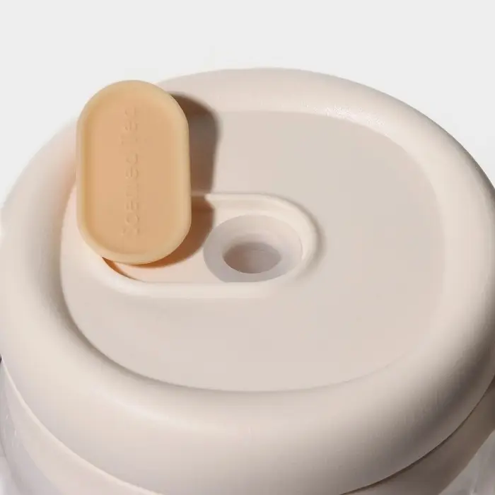 Кружка &laquo;Бьорн&raquo;, 850 мл, с крышкой и трубочкой, стекло, бежевая