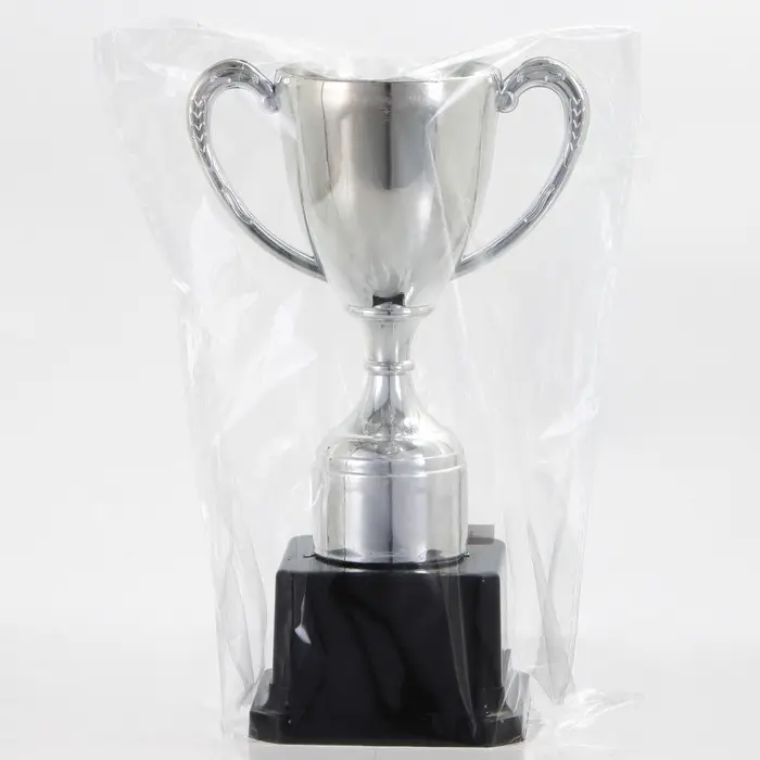 Кубок 113, наградная фигура, серебро, подставка пластик, 17.7 см