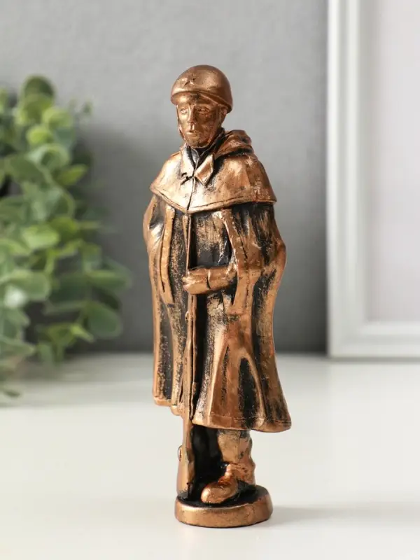 Фигурка гипс &laquo;Солдат&raquo;, 15&times;6&times;3 см, винтажная бронза