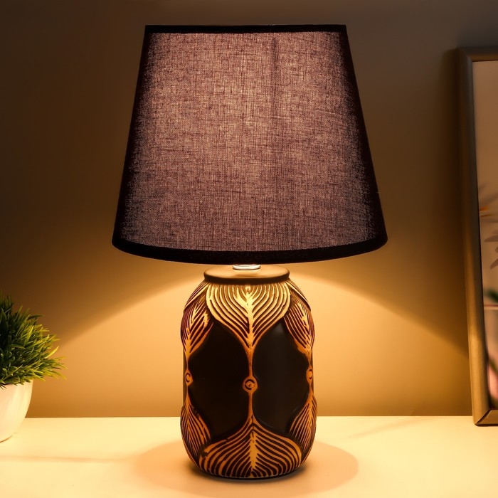 Настольная лампа Настольная лампа "Анфия" Е14 40Вт черно-золотой 20х20х32 см