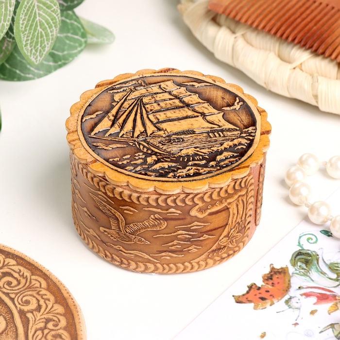 Шкатулка  Шкатулка "Парусник" , 60 х 35 мм, береста