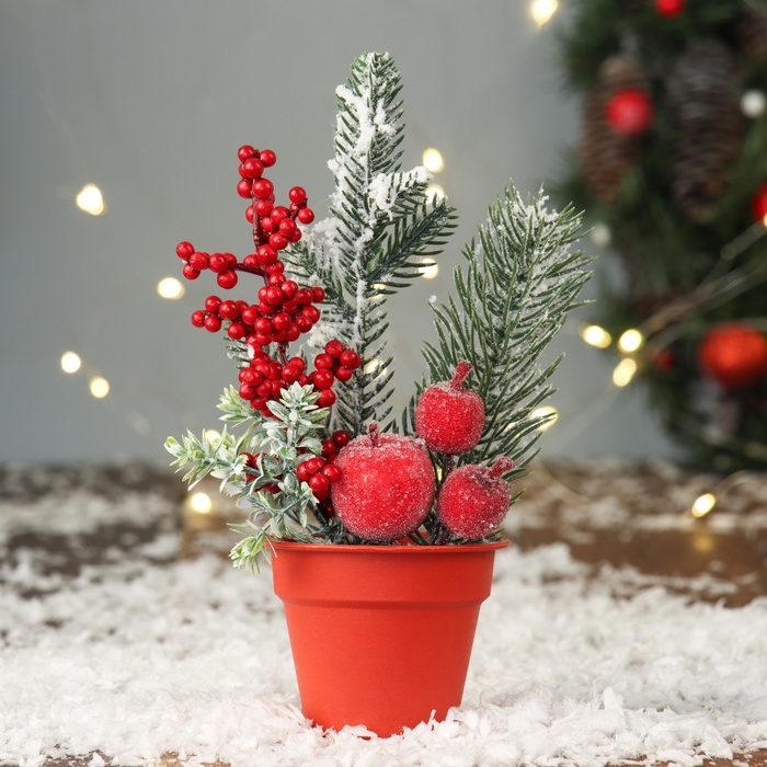 Декор  Декор "Яркий праздник, в горшочке" хвоя ягодки, 20х7 см